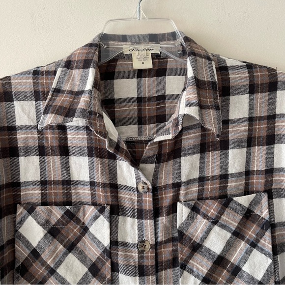 Plaid Button-front Multicolor Oversized Flannel Shirt - Picture 2 of 6